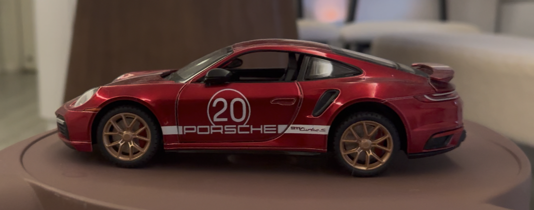 Die-cast Porsche